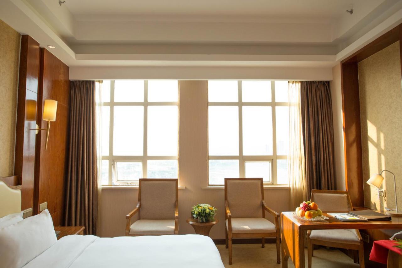 Hong Van Grand Hotel Mong Cai المظهر الخارجي الصورة