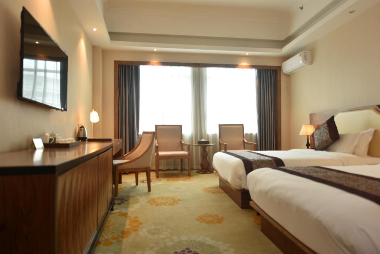 Hong Van Grand Hotel Mong Cai المظهر الخارجي الصورة