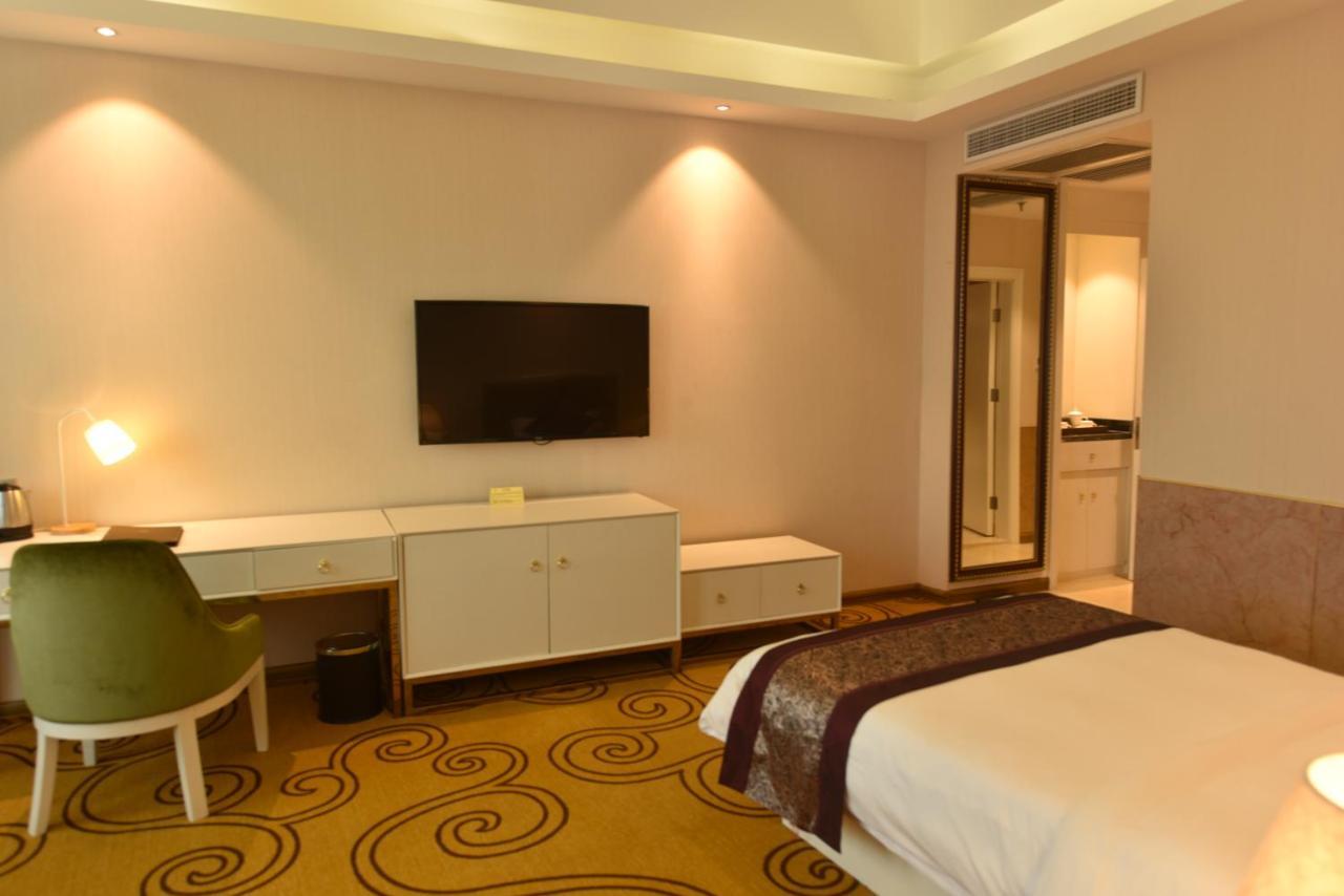 Hong Van Grand Hotel Mong Cai المظهر الخارجي الصورة