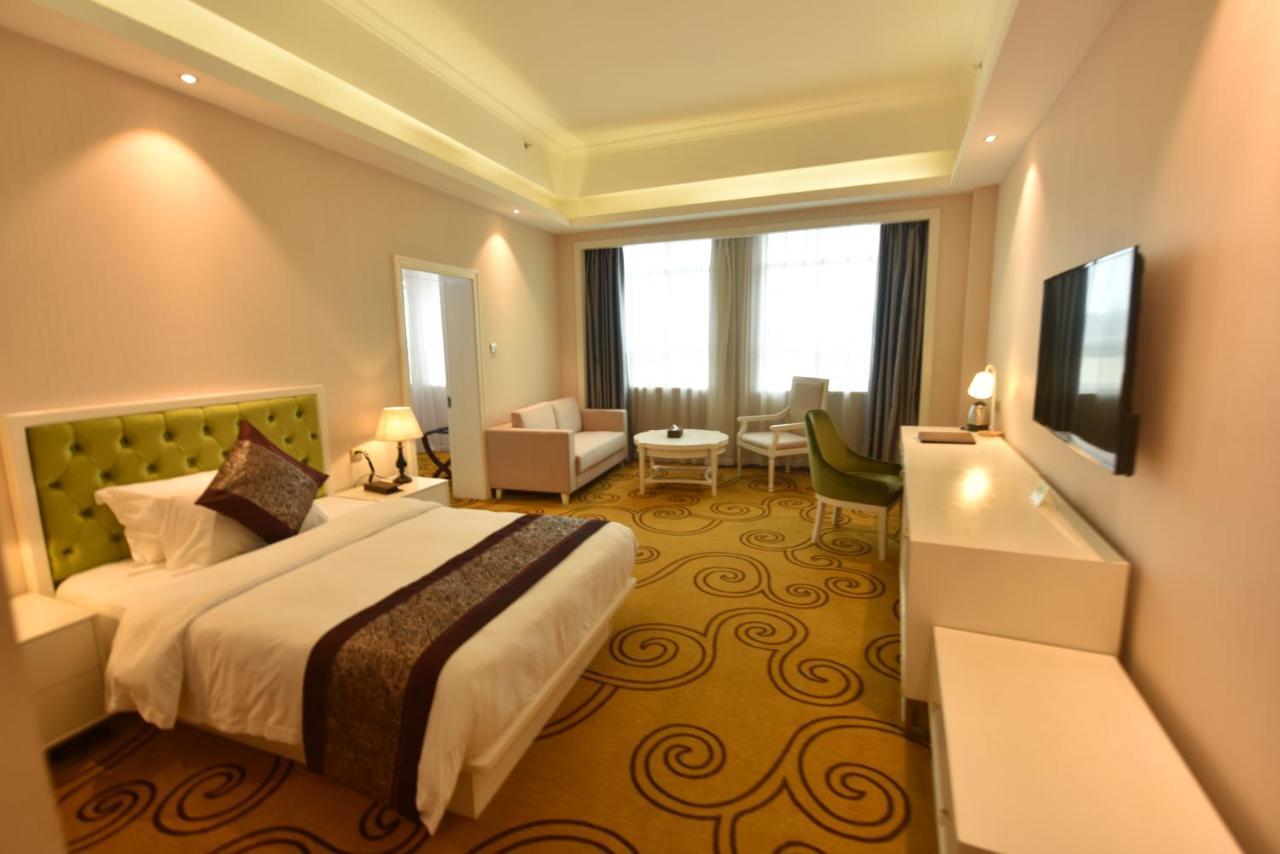 Hong Van Grand Hotel Mong Cai المظهر الخارجي الصورة