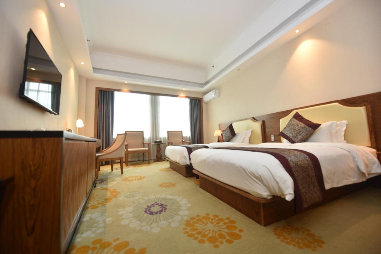 Hong Van Grand Hotel Mong Cai المظهر الخارجي الصورة
