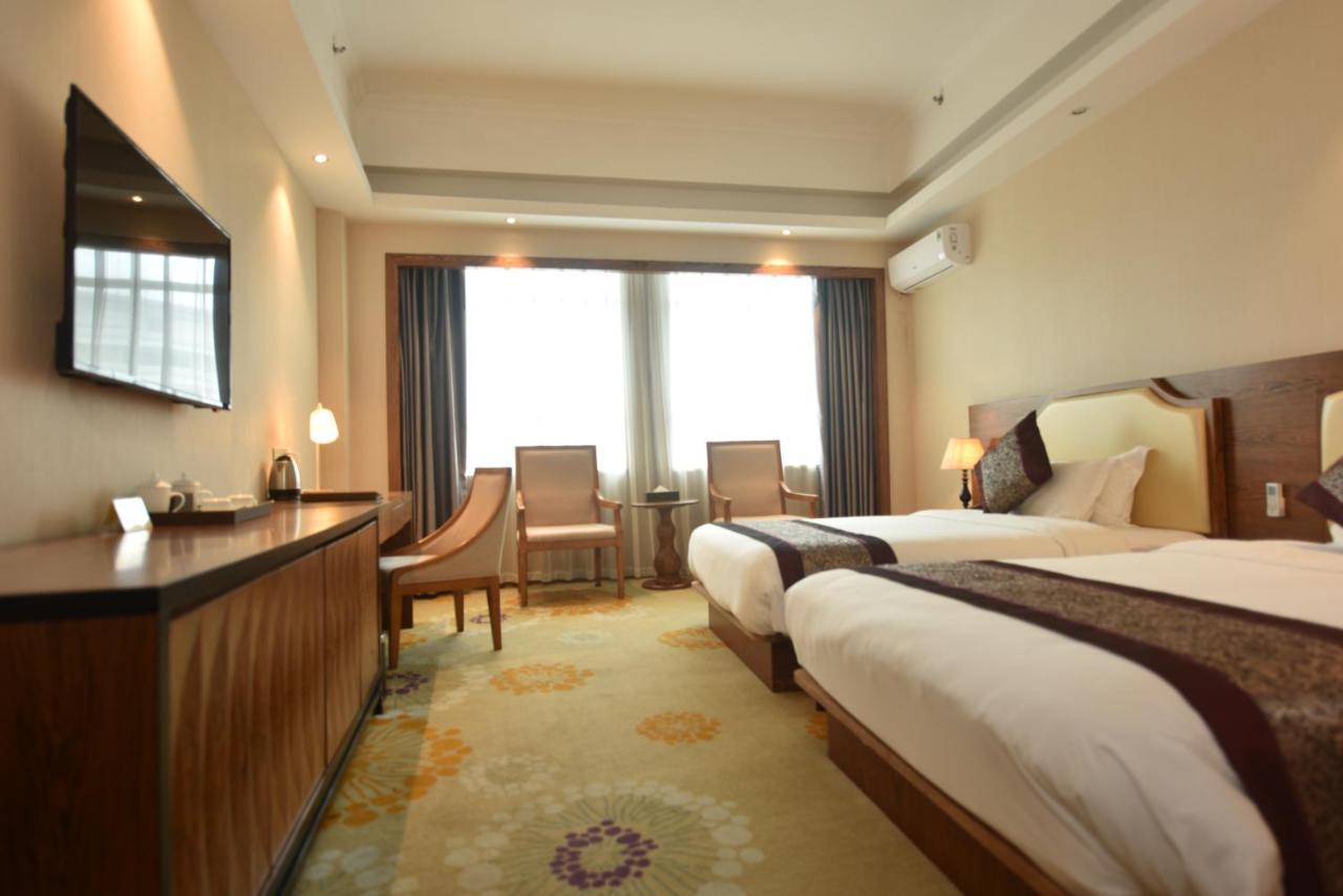 Hong Van Grand Hotel Mong Cai المظهر الخارجي الصورة